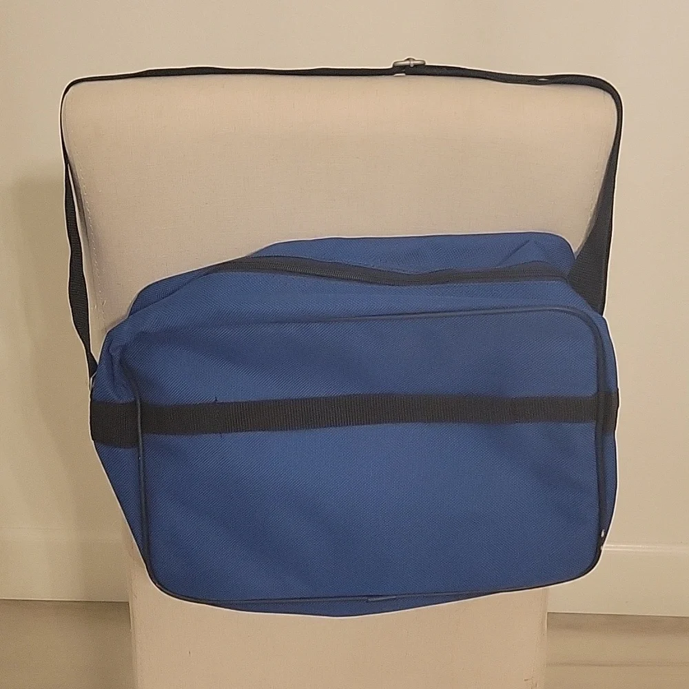 American Tourister bag - Picture 2 of 5